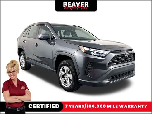 Used 2023 Toyota RAV4 XLE image 1