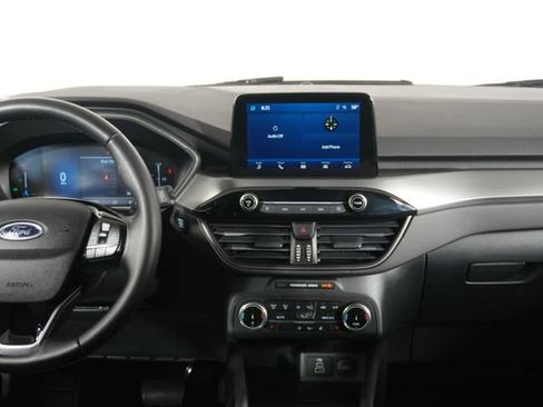 Used 2025 Ford Escape Active w/ Cold Weather Package FWD image 21