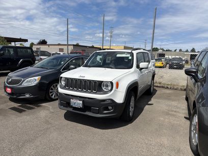 Used 2018 Jeep Renegade Latitude w/ Advanced Technology Group