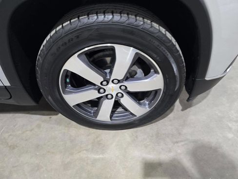 Used 2018 Chevrolet Traverse LT AWD/4WD image 20