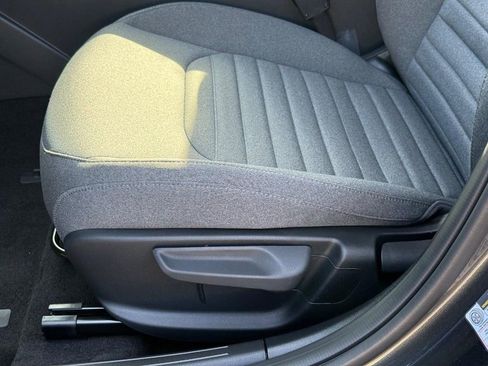 New 2025 Kia K4 EX image 17