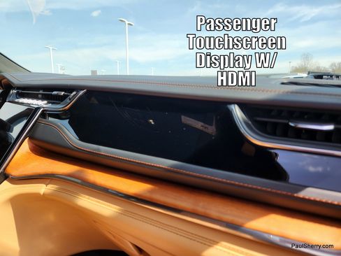 Used 2025 Jeep Grand Cherokee L Summit image 5