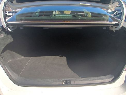 Used 2025 Toyota Camry SE FWD image 29