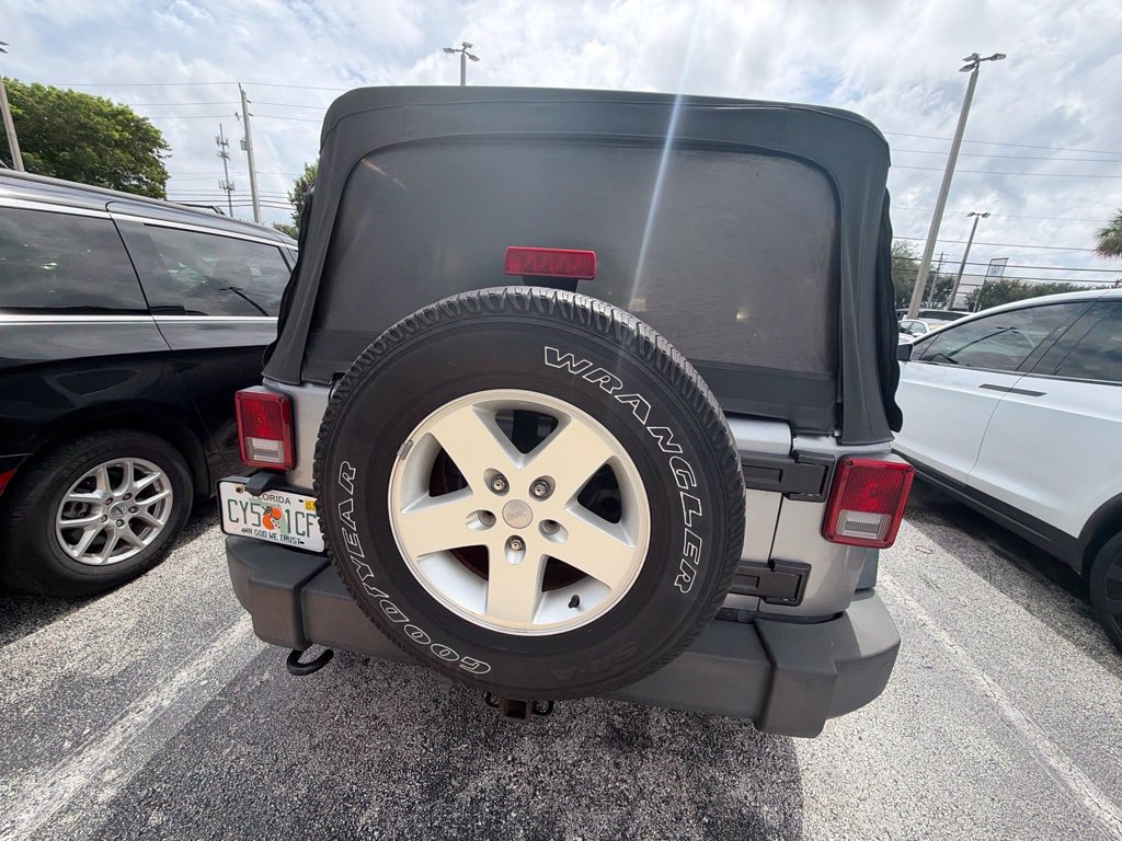Used 2014 Jeep Wrangler Unlimited Sport w/ Quick Order Package 24S AWD/4WD image 27