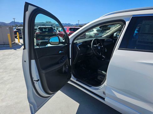 New 2025 Buick Encore GX Avenir w/ Avenir Technology Package image 18