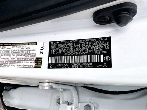 Certified 2023 Toyota Crown AWD/4WD image 34