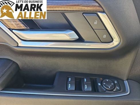 Used 2025 Chevrolet Silverado 1500 RST image 22