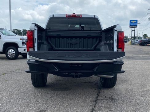 New 2025 Chevrolet Colorado Z71 w/ Technology Package AWD/4WD image 5
