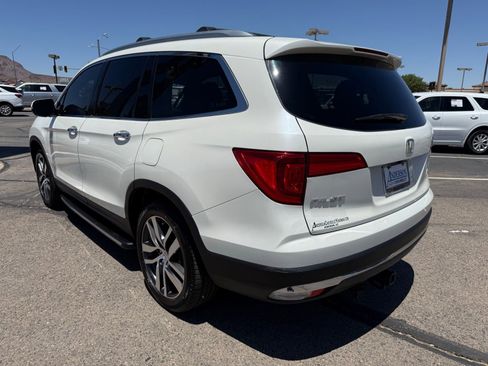 Used 2017 Honda Pilot Elite image 10
