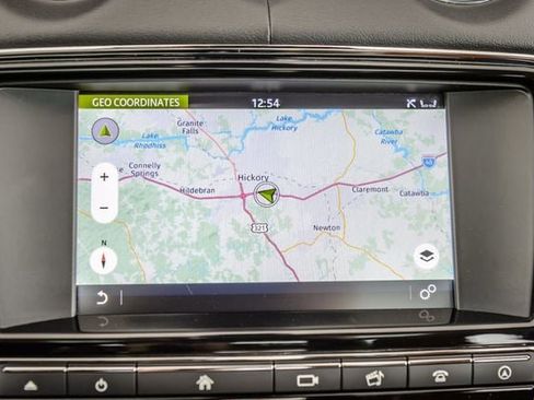 Used 2017 Jaguar XJ R-Sport image 21