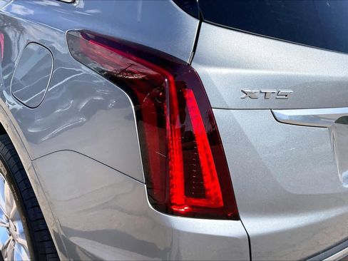 Used 2024 Cadillac XT5 Luxury image 28
