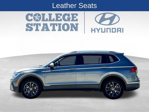 Used 2024 Volkswagen Tiguan SE FWD image 7