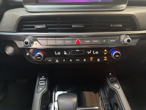 Used 2022 Kia Telluride EX w/ EX Premium Package AWD/4WD image 20