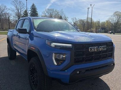 New 2026 GMC Canyon Elevation w/ Convenience Package