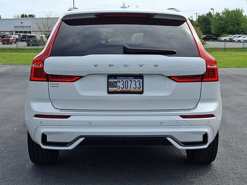 Used 2023 Volvo XC60 B5 Plus w/ Climate Package AWD/4WD image 8