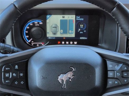Used 2024 Ford Bronco Wildtrak image 27