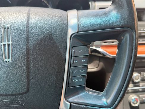 Used 2012 Lincoln MKZ FWD image 21