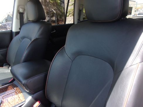 Used 2020 Nissan Armada SL w/ Premium Package AWD/4WD image 13