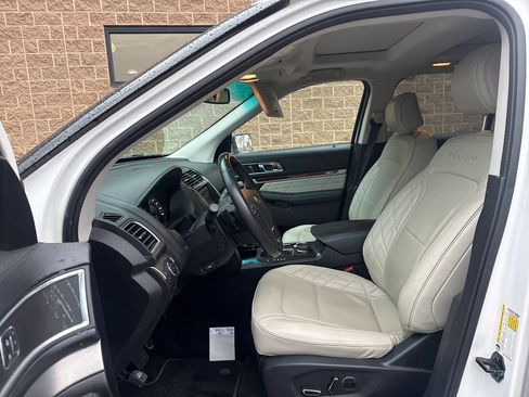 Used 2016 Ford Explorer Platinum AWD/4WD image 11