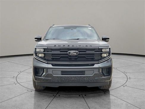 New 2025 Ford Expedition Max Platinum w/ Stealth Performance Package image 15