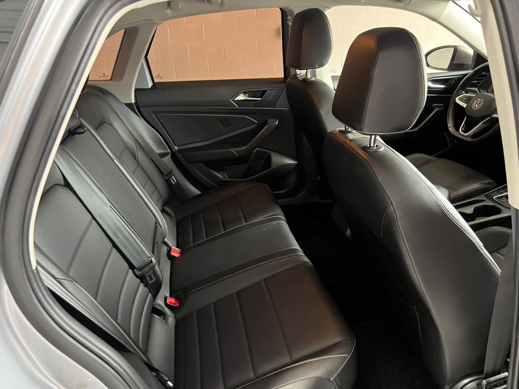 Used 2023 Volkswagen Jetta SE FWD image 23