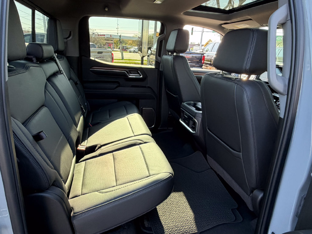 Used 2024 GMC Sierra 1500 Denali AWD/4WD image 13