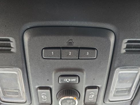 Used 2024 GMC Yukon Denali AWD/4WD image 39