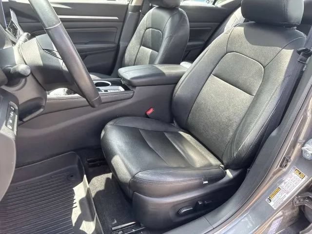 Certified 2023 Nissan Altima 2.5 SV w/ SV Premium Package FWD image 29