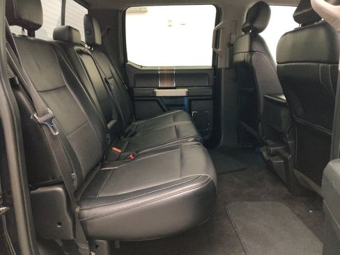 Used 2016 Ford F150 Lariat image 19