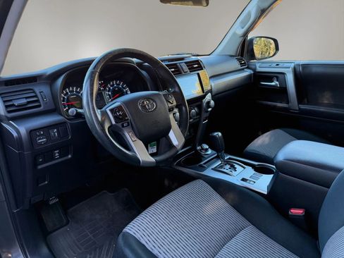 Used 2016 Toyota 4Runner SR5 image 15