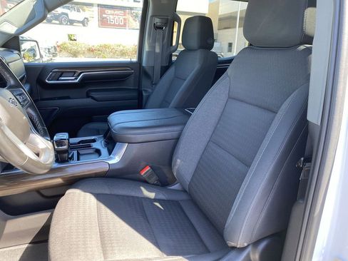 Used 2023 Chevrolet Silverado 1500 LT Trail Boss w/ Protection Package image 18