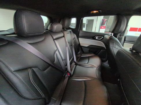 Used 2025 Jeep Compass Limited AWD/4WD image 26
