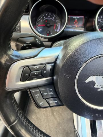 Used 2020 Ford Mustang Premium RWD image 23