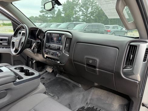 Used 2018 Chevrolet Silverado 1500 LT w/ All Star Edition AWD/4WD image 28