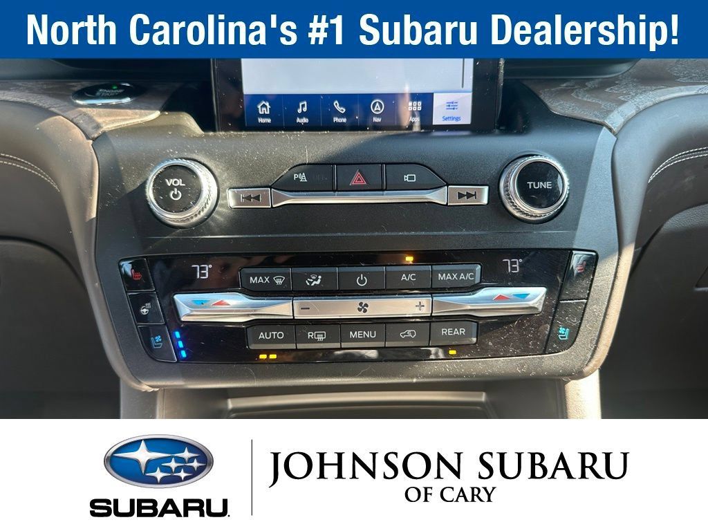 Used 2020 Ford Explorer Platinum w/ Premium Technology Package AWD/4WD image 15