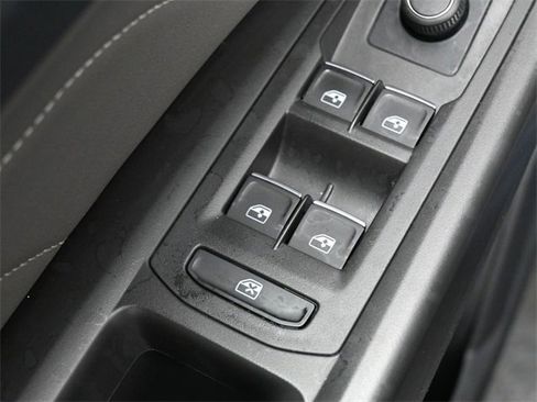 Used 2022 Volkswagen Atlas SE image 13