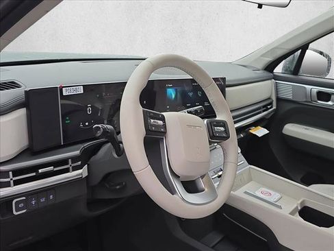 New 2026 Hyundai Santa Fe SE image 5