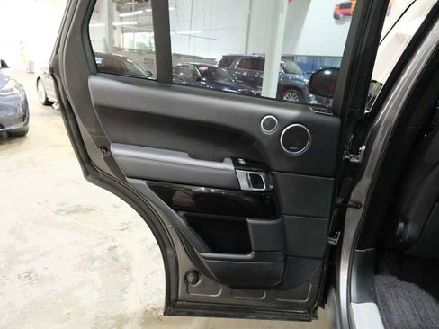 Used 2017 Land Rover Range Rover Supercharged AWD/4WD image 24