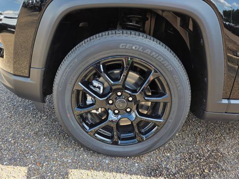 New 2026 Jeep Compass Latitude AWD/4WD image 22