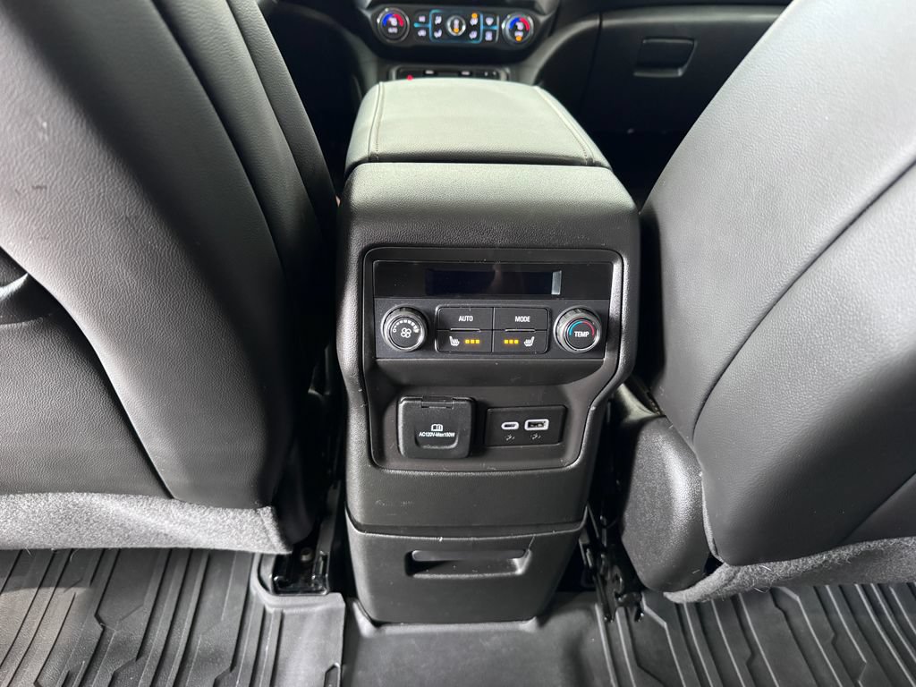 Certified 2023 GMC Acadia AT4 w/ Technology Package AWD/4WD image 29