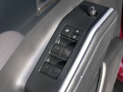 Used 2023 Toyota Highlander XSE image 13