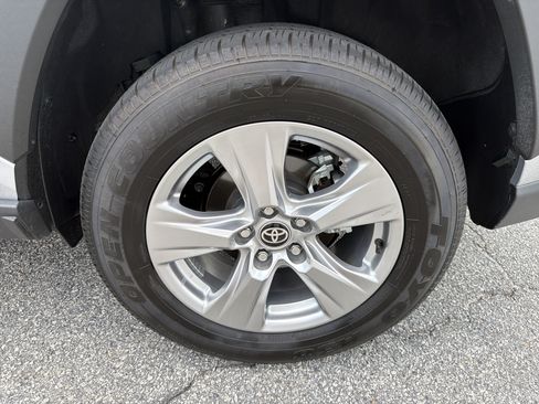 Certified 2023 Toyota RAV4 XLE w/ Convenience Package FWD image 30