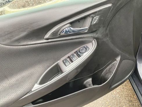 Used 2022 Chevrolet Malibu RS image 21