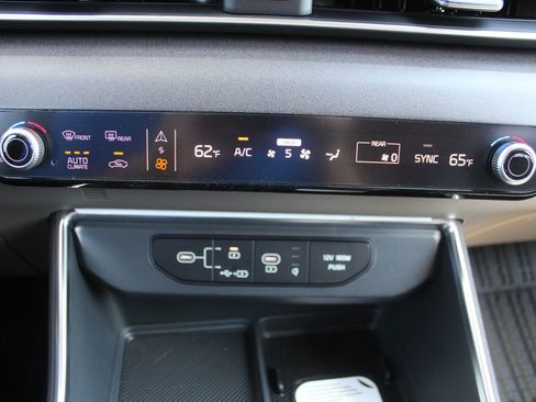 New 2026 Kia Carnival SX image 50