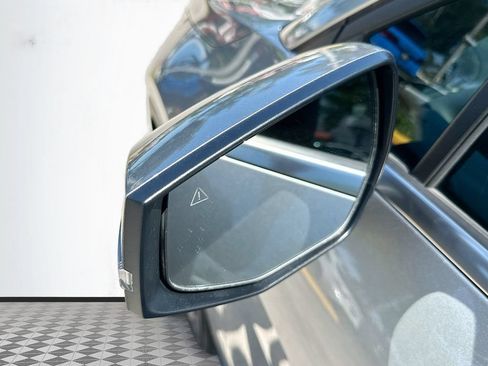 Used 2024 Kia Sportage EX FWD image 18