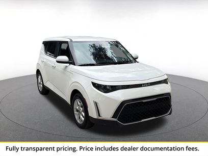 Used 2025 Kia Soul LX w/ LX Technology Package