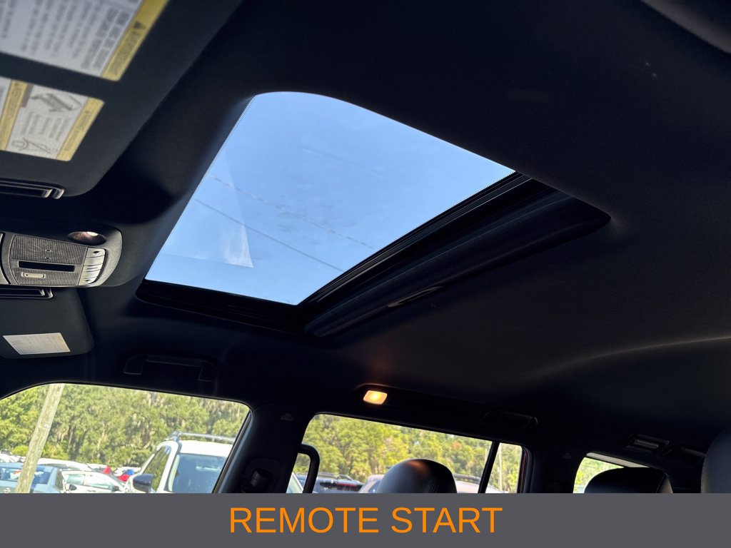 Used 2023 Nissan Armada SL w/ Midnight Edition Package RWD image 7