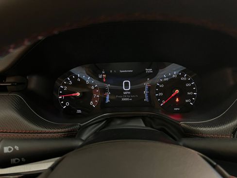 Used 2025 Jeep Compass Trailhawk AWD/4WD image 40