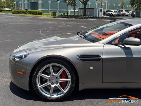 Used 2007 Aston Martin V8 Vantage Coupe RWD image 39