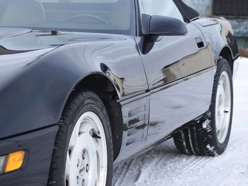 Used 1994 Chevrolet Corvette Convertible image 31